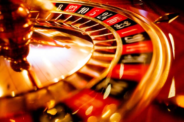 Card sorting and dealer supervision at mainslot88 login tables